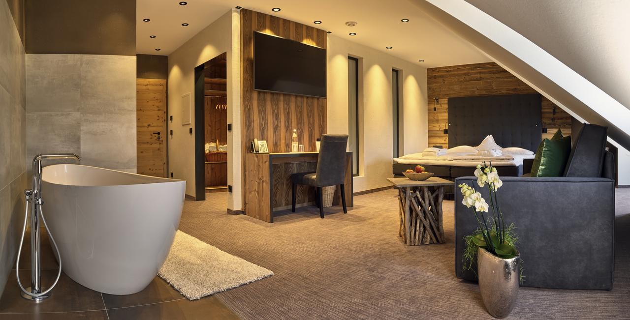 Zedernhof Gesundheits- & Wellnesshotel Stamsried Eksteriør billede